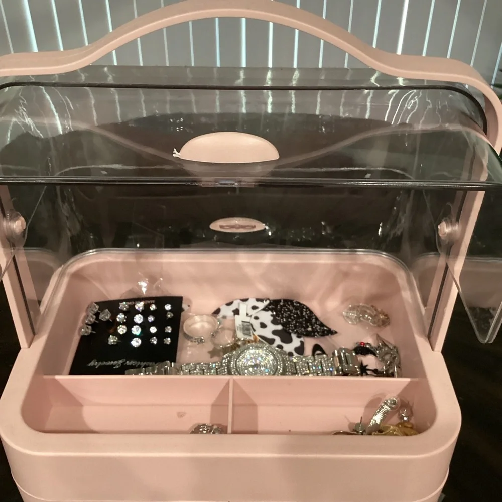 JEWLERY ORGANIZER*******Elegant Pink Jewelry Organizer with Clear Lid